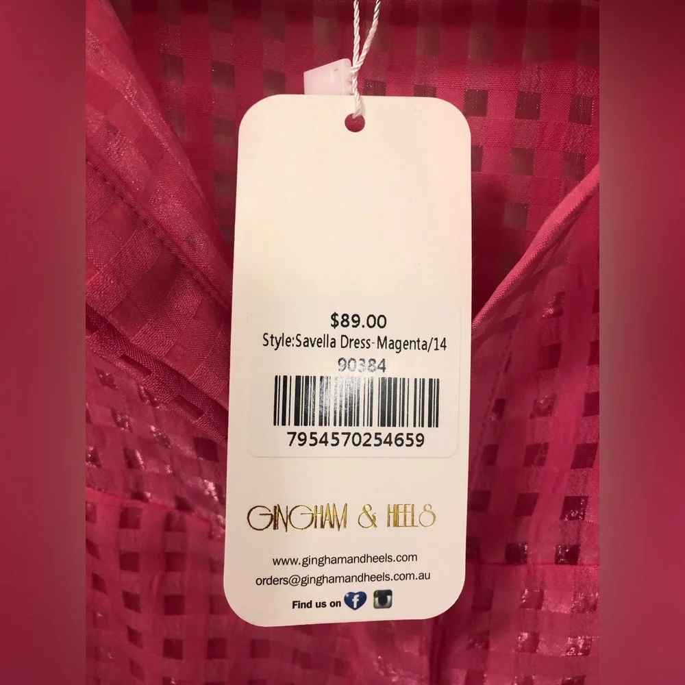 Gingham & Heels Magenta dress - Picture 5 of 10